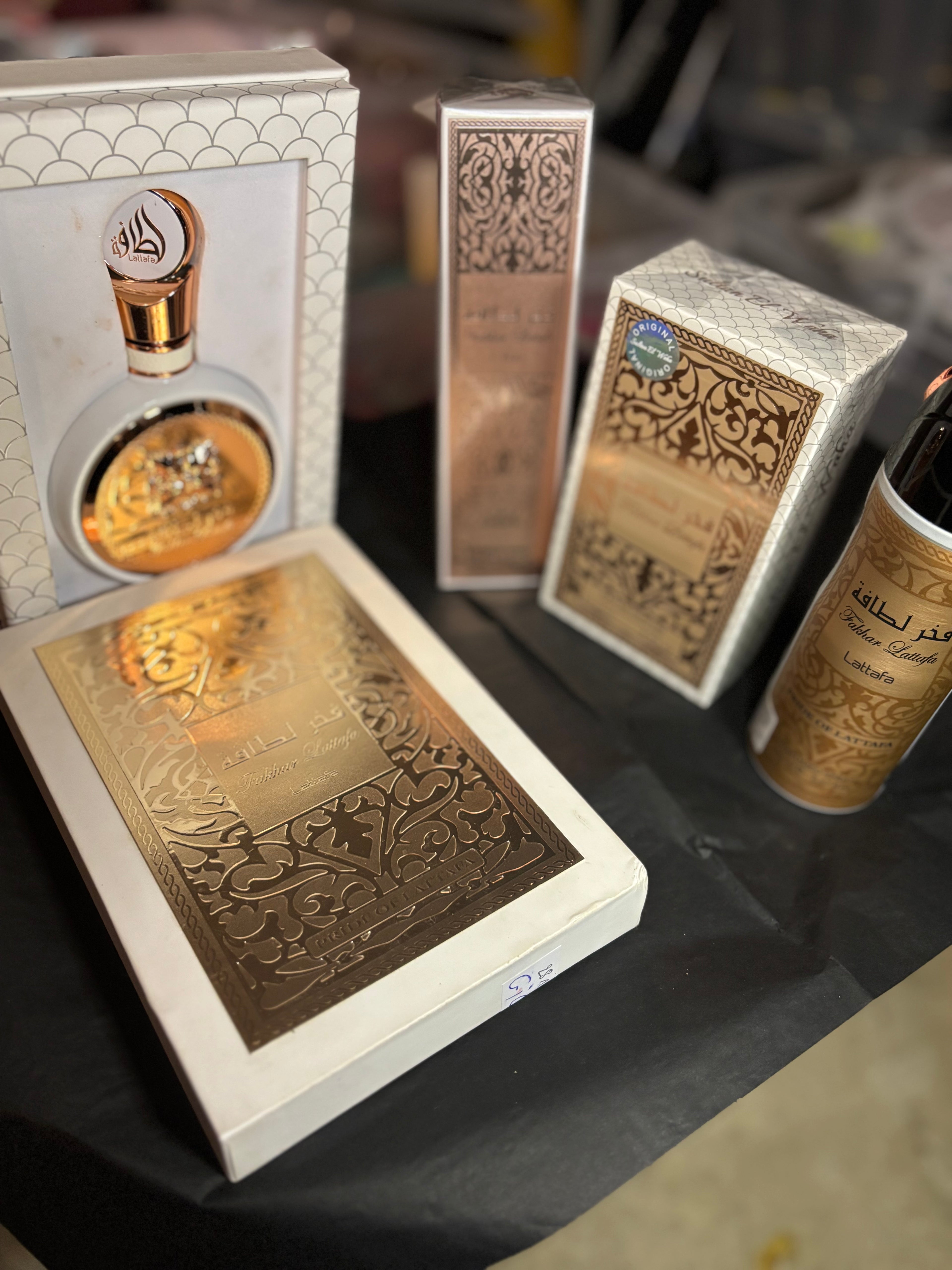 Coffret cadeau « Fakhar » by Lattafa