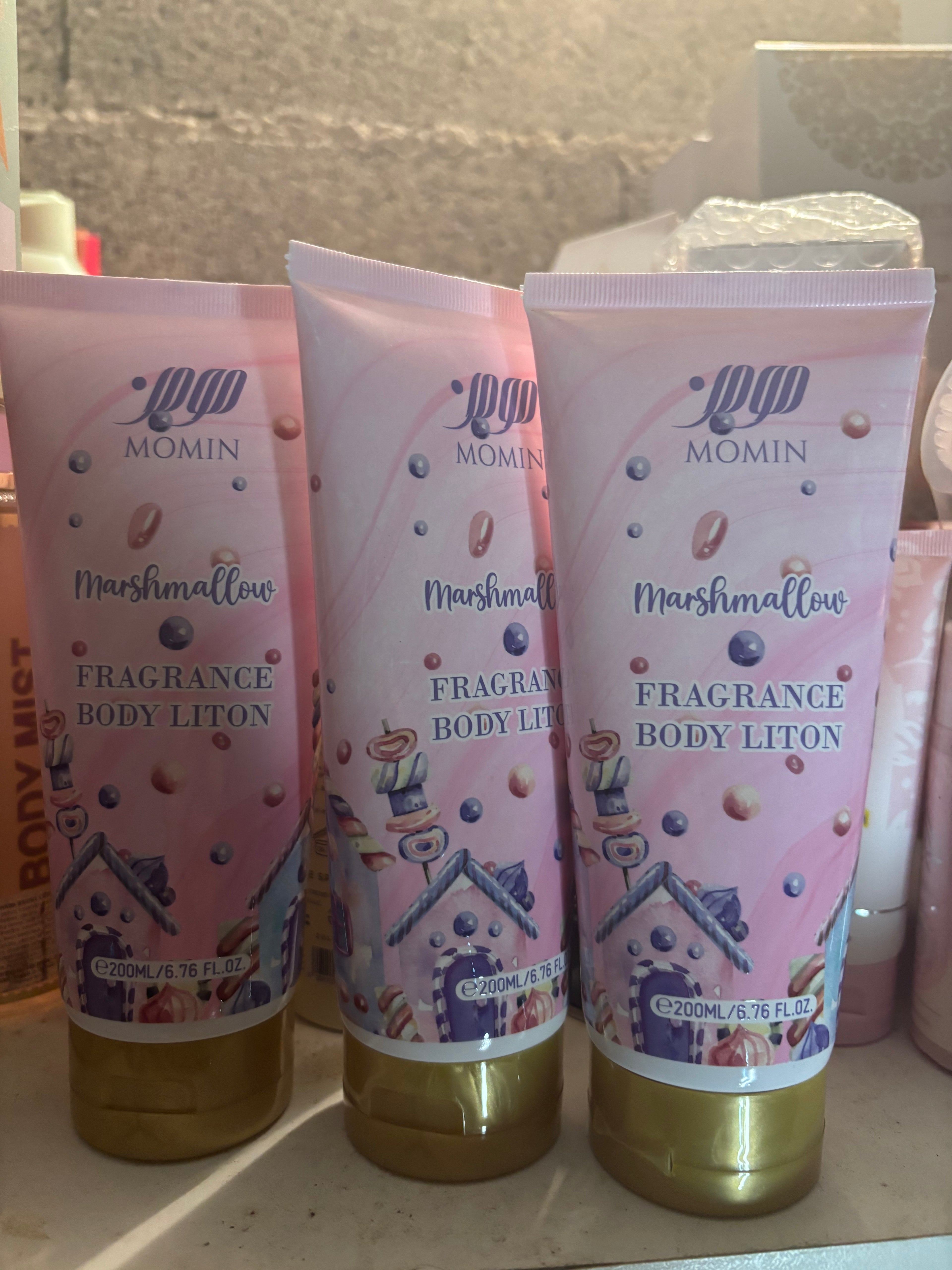 🍬✨ Marshmallow – La douceur gourmande pour votre peau ✨🍬
