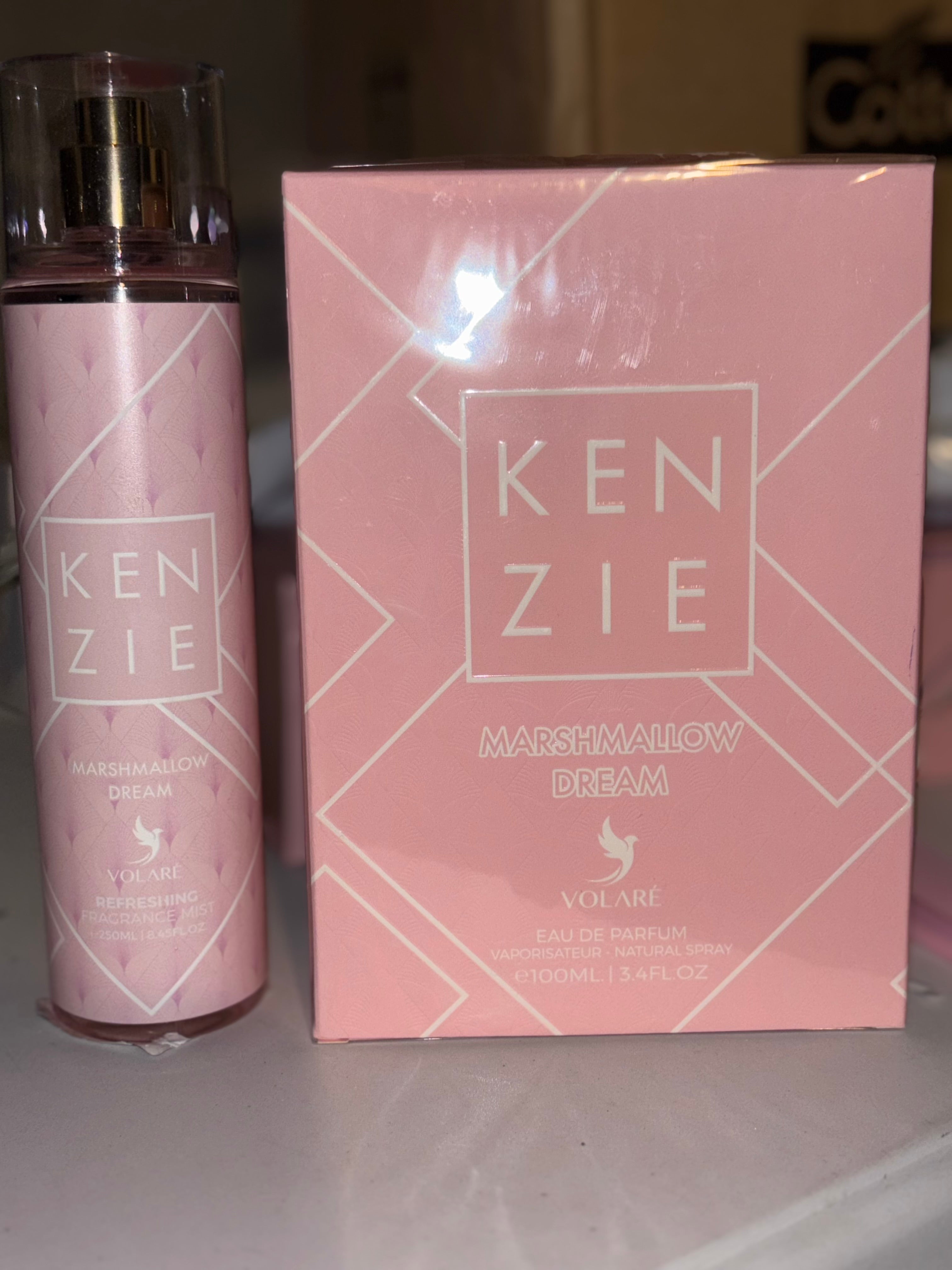 ✨ Coffret Kenzie Marshmallow Dream (Parfum 100 ml + Brume 250 ml) — 38 €